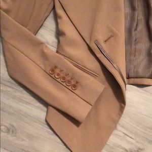 BCBGMaxAzria Jackets & Coats - BCBG Camel/Beige/Tan XXS Blazer BCBGMaxAzria Jackets & Coats - BCBG Camel/Beige/Tan XXS Blazer